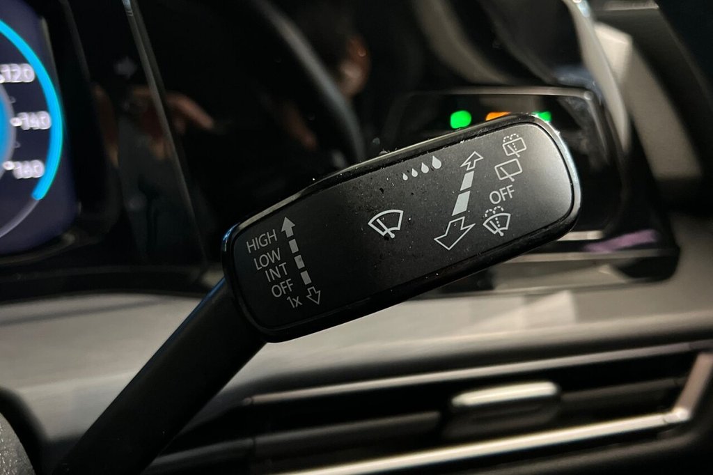 Used Volkswagen Golf 2023 for sale - 76642264: Photo 27