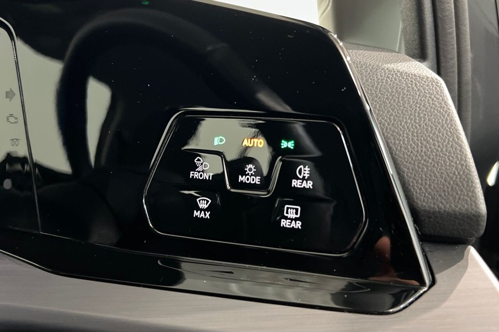 Used Volkswagen Golf 2023 for sale - 76642264: Photo 38