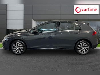 Used Volkswagen Golf 2023 for sale - 76642264: Photo