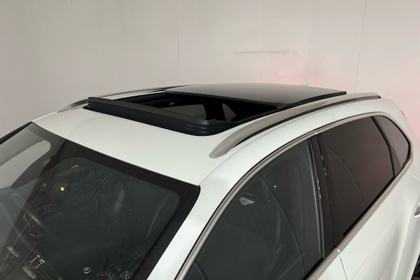 Used Bentley Bentayga 2017 for sale - 76210133: Photo 18