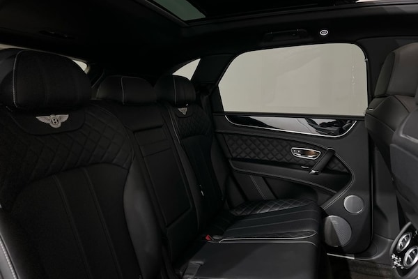 Used Bentley Bentayga 2017 for sale - 76210133: Photo 27