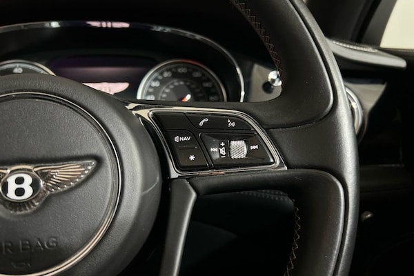 Used Bentley Bentayga 2017 for sale - 76210133: Photo 30