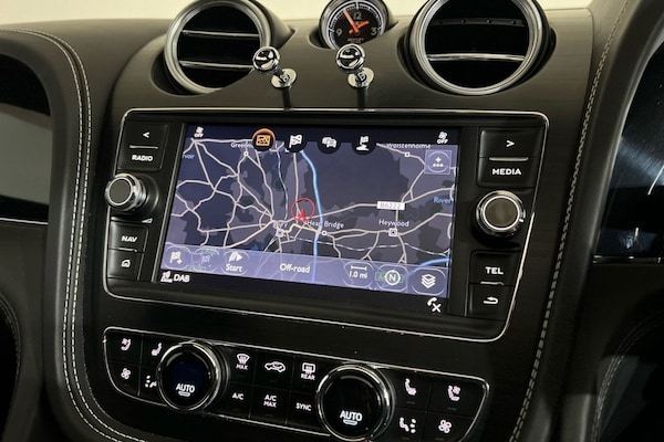 Used Bentley Bentayga 2017 for sale - 76210133: Photo 35