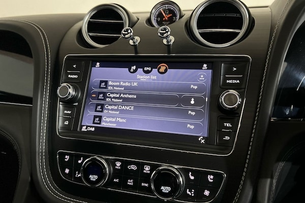 Used Bentley Bentayga 2017 for sale - 76210133: Photo 36