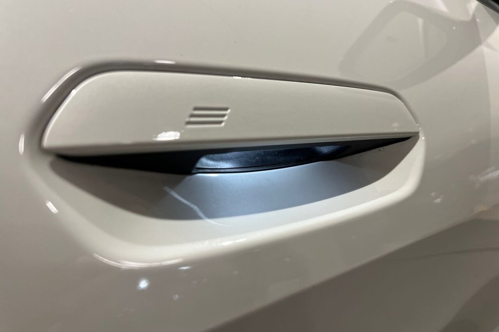 Used BMW i4 2023 for sale - 78153572: Photo 32