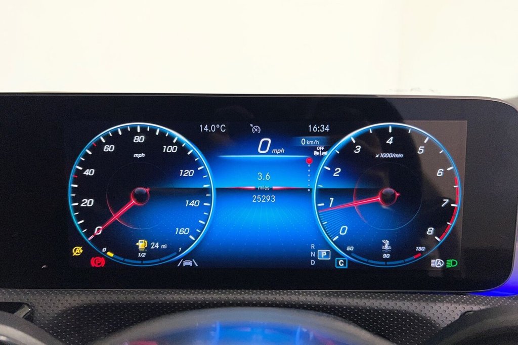 Used Mercedes-Benz CLA 2022 for sale - 76558679: Photo 15