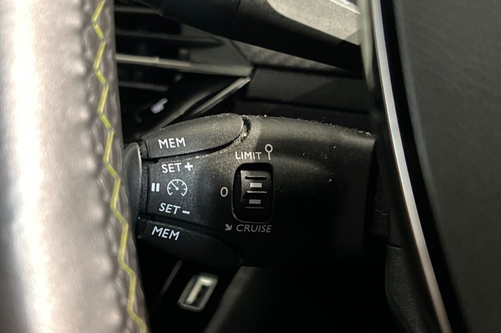 Used Peugeot 2008 2023 for sale - 77780178: Photo 28