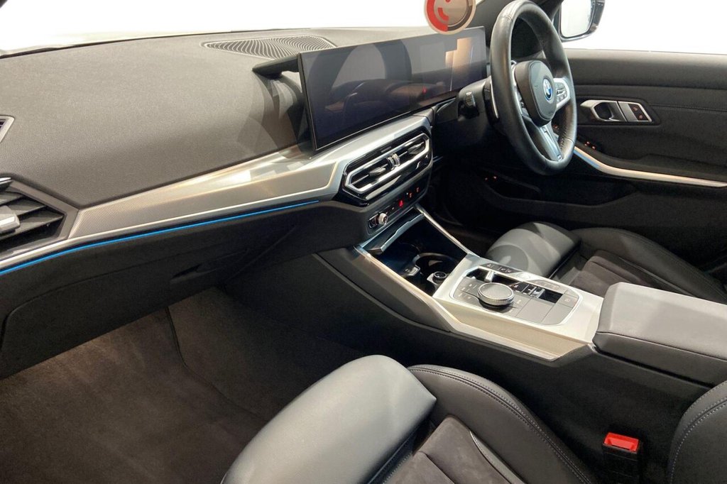 Used BMW 3 Series 2024 for sale - 76973151: Photo 11