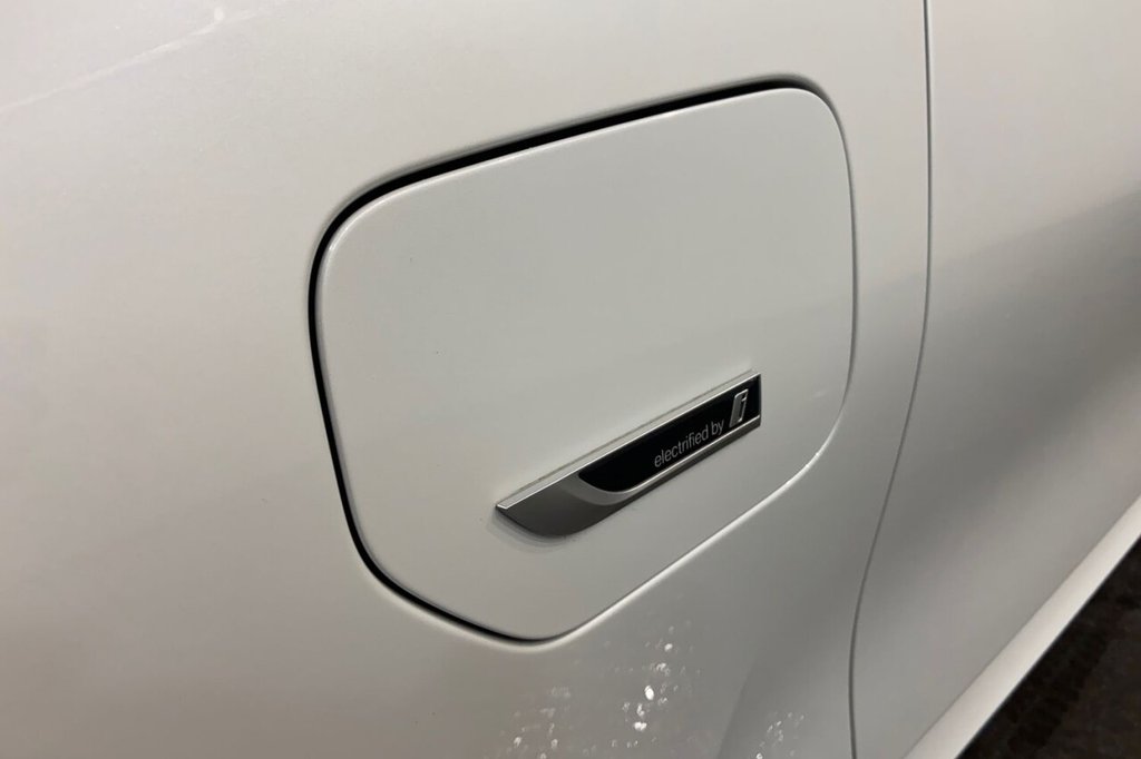 Used BMW 3 Series 2024 for sale - 76973151: Photo 22