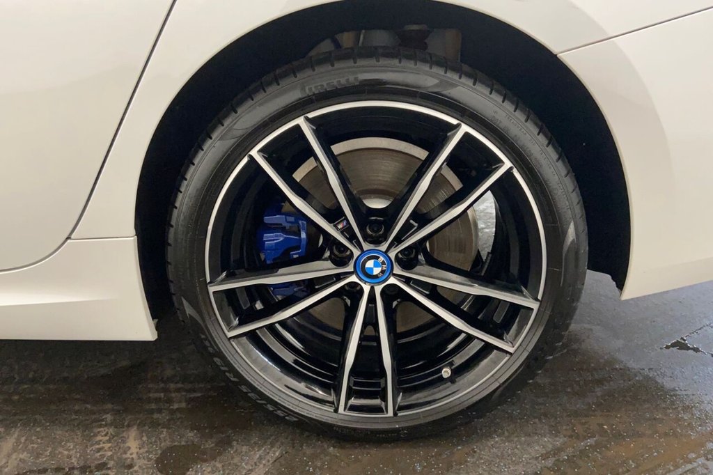 Used BMW 3 Series 2024 for sale - 76973151: Photo 33