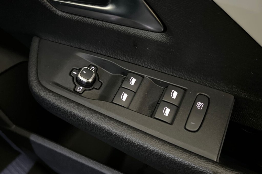 Used Vauxhall Astra 2022 for sale - 77498485: Photo 35