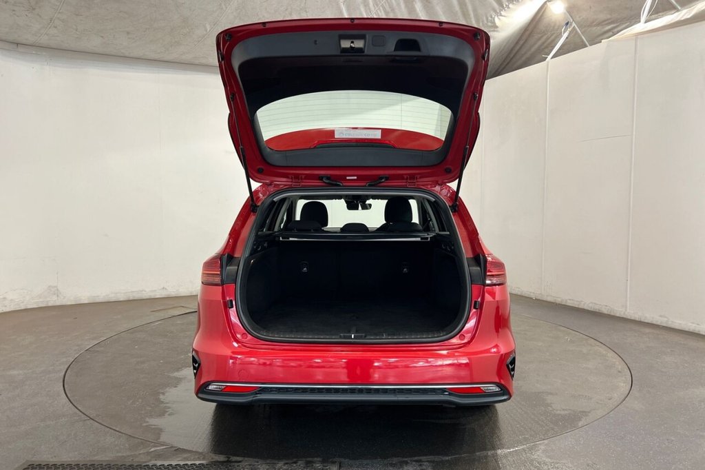 Used Kia Ceed 2023 for sale - 77697927: Photo 40