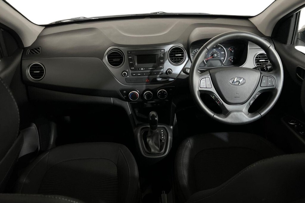 Used Hyundai i10 2020 for sale - 76202568: Photo 12