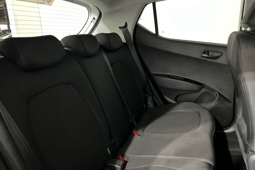 Used Hyundai i10 2020 for sale - 76202568: Photo 29