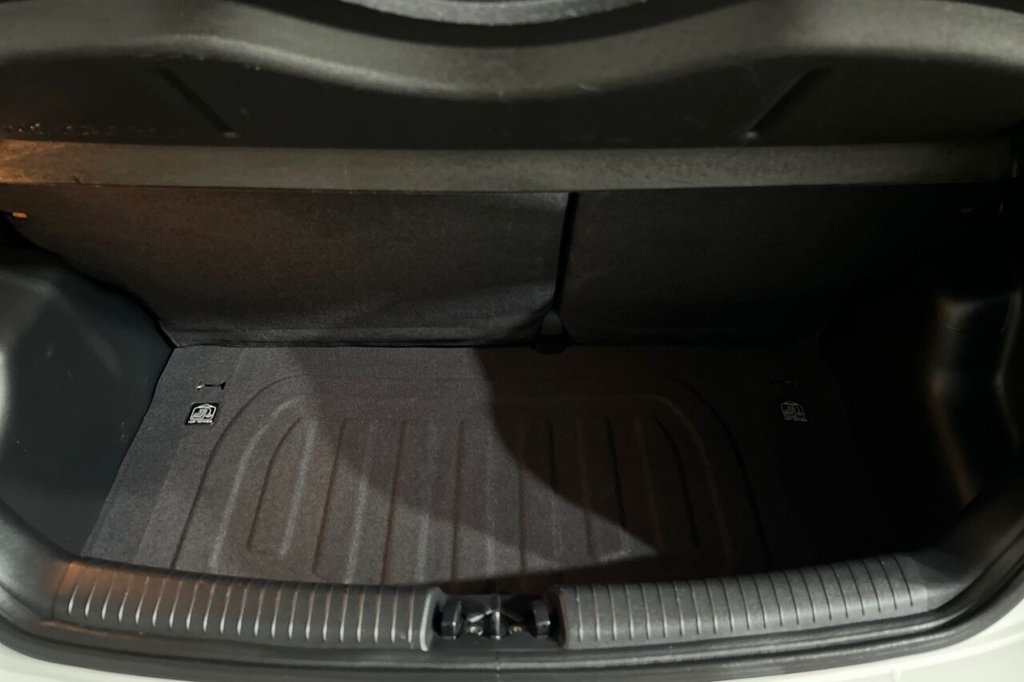 Used Hyundai i10 2020 for sale - 76202568: Photo 34