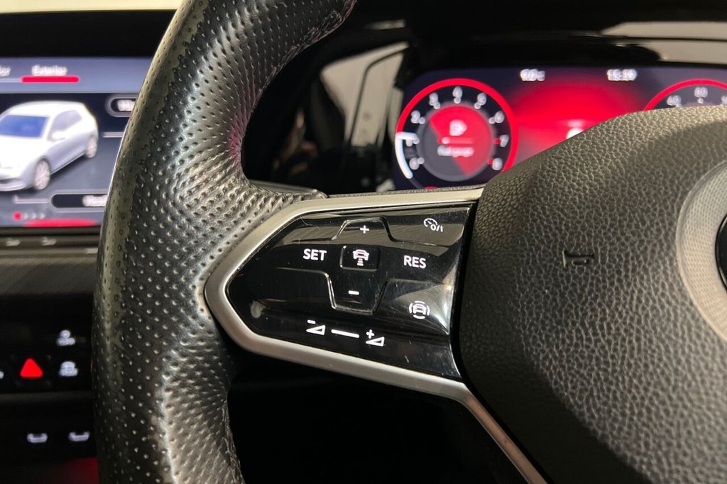 Used Volkswagen Golf 2020 for sale - 77212004: Photo 24