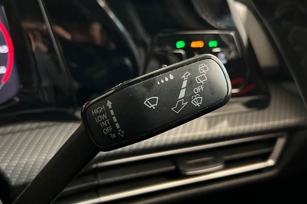 Used Volkswagen Golf 2020 for sale - 77212004: Photo 27