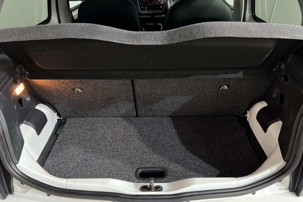 Used Volkswagen up! 2021 for sale - 76751147: Photo 32