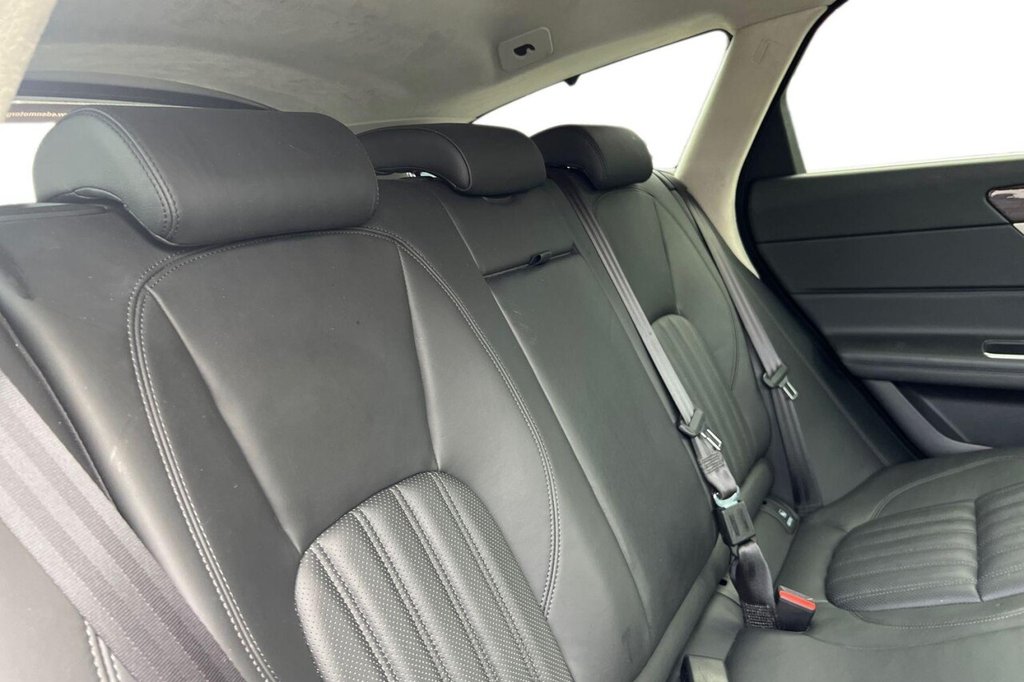 Used Jaguar XF 2019 for sale - 76256303: Photo 10
