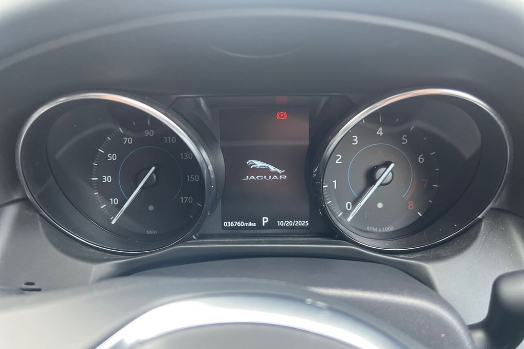 Used Jaguar XF 2019 for sale - 76256303: Photo 15