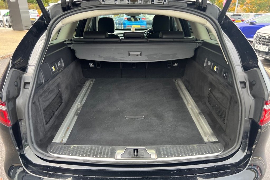 Used Jaguar XF 2019 for sale - 76256303: Photo 20
