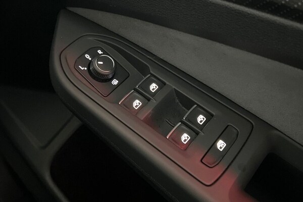 Used Volkswagen Golf 2022 for sale - 76202545: Photo 39