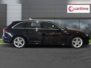 Used Audi A4 2018 for sale - 77319626: Photo