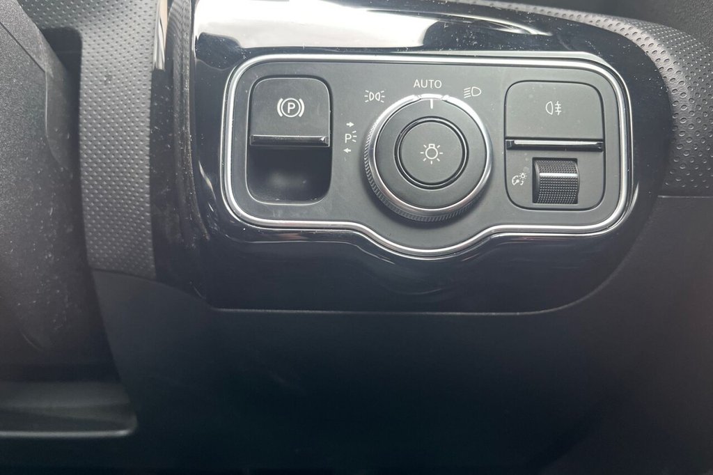 Used Mercedes-Benz A-Class 2019 for sale - 77576135: Photo 27