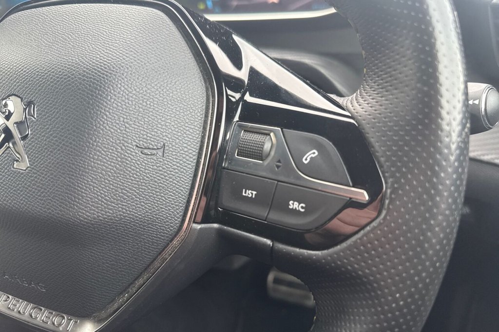 Used Peugeot E-2008 2021 for sale - 77583176: Photo 17