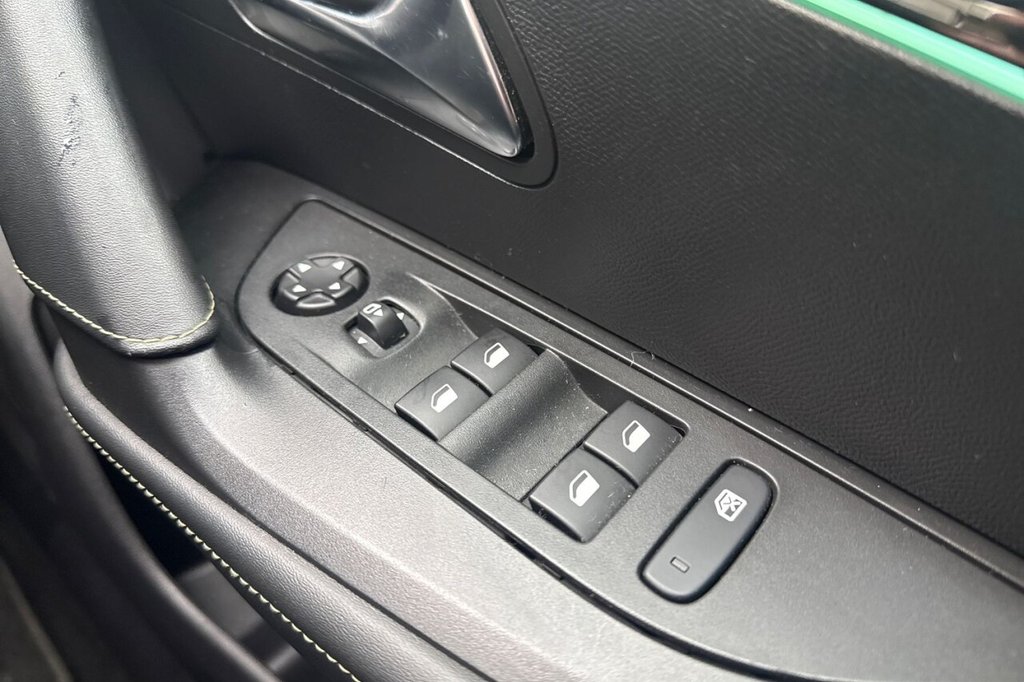 Used Peugeot E-2008 2021 for sale - 77583176: Photo 25