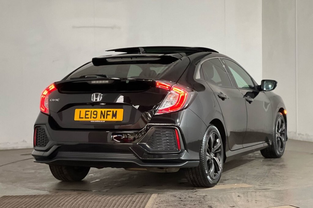 Used Honda Civic 2019 for sale - 76539693: Photo 23