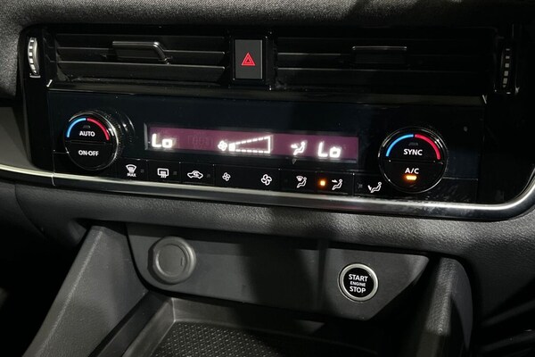 Used Nissan Qashqai 2024 for sale - 76147421: Photo 33