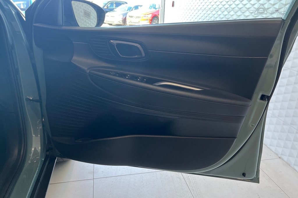 Used Hyundai BAYON 2025 for sale - 77576120: Photo 25