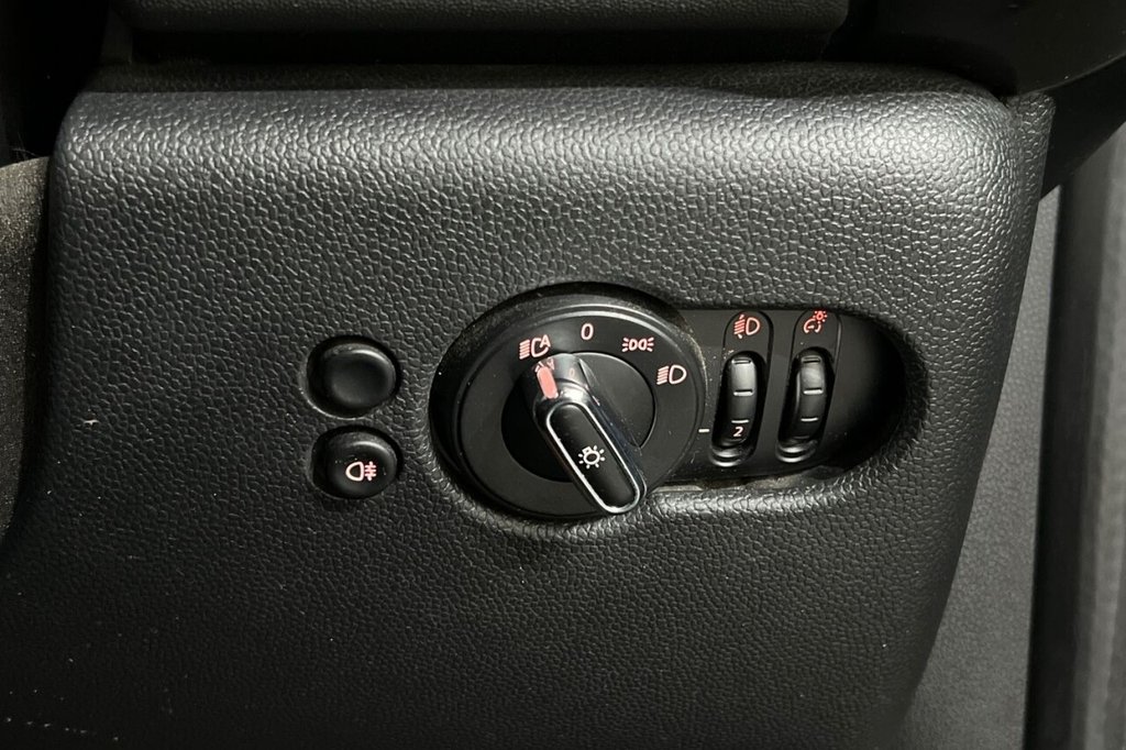 Used MINI Hatch 2021 for sale - 76202827: Photo 34