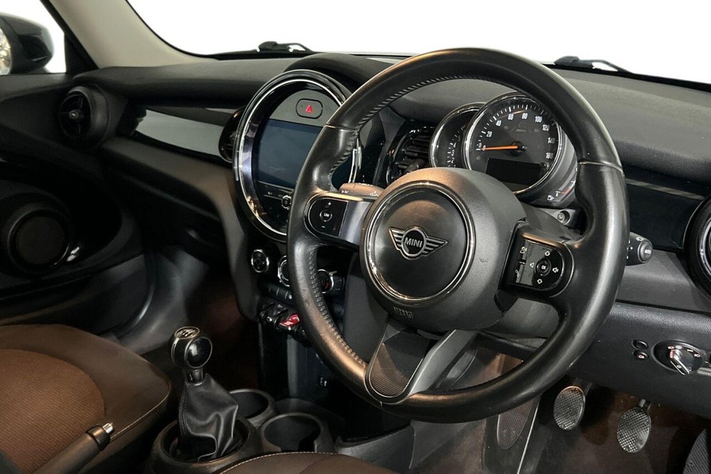 Used MINI Hatch 2021 for sale - 76202827: Photo 9