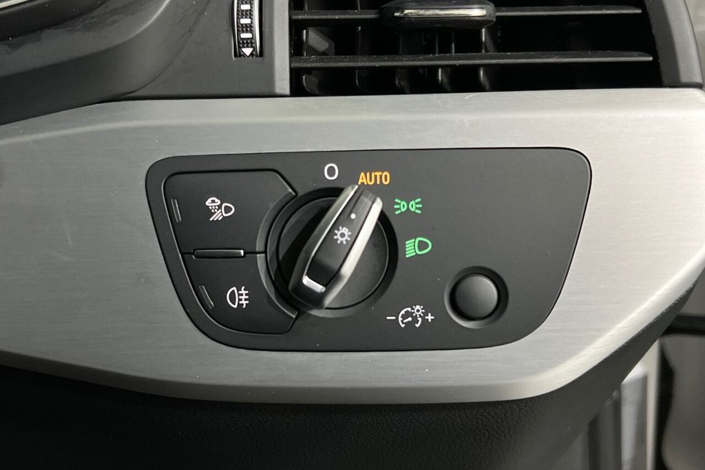 Used Audi A4 2022 for sale - 76202458: Photo 37