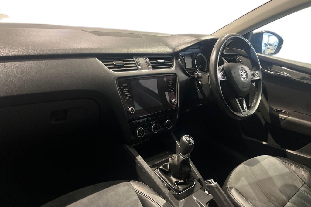 Used Skoda Octavia 2018 for sale - 77654473: Photo 11