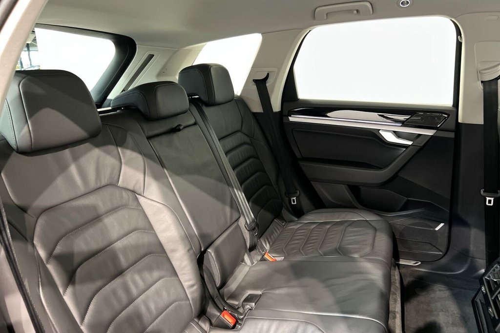 Used Volkswagen Touareg 2022 for sale - 77287766: Photo 22