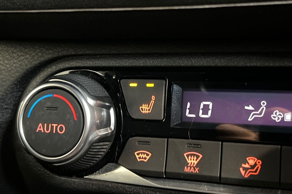 Used Nissan Juke 2020 for sale - 78166891: Photo 37