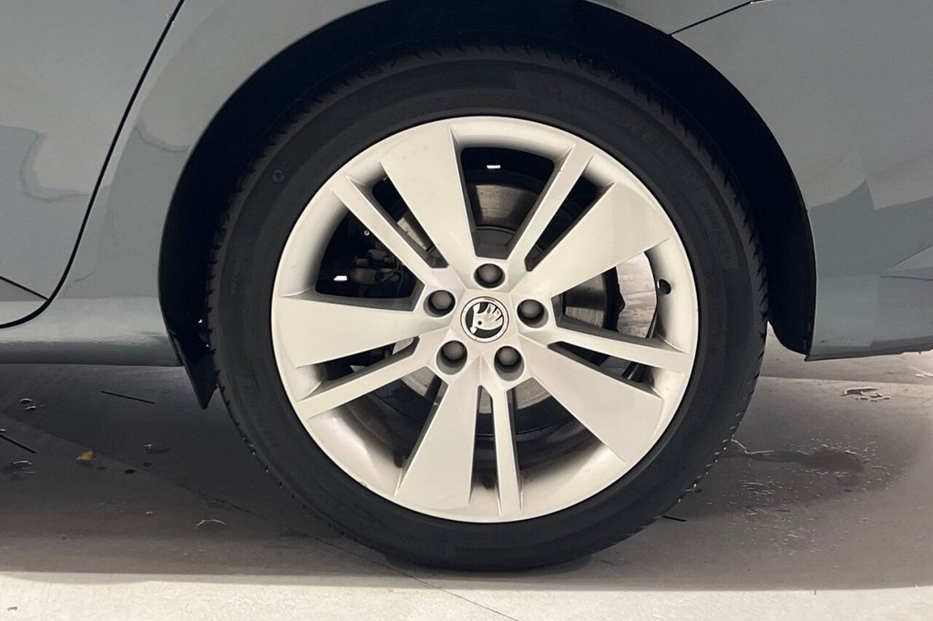 Used Skoda Superb 2019 for sale - 76841222: Photo 17