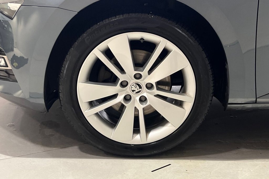 Used Skoda Superb 2019 for sale - 76841222: Photo 19