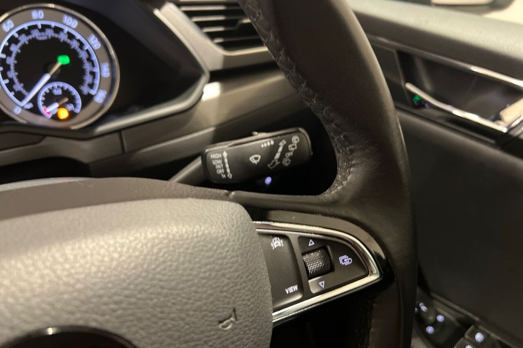 Used Skoda Superb 2019 for sale - 76841222: Photo 21