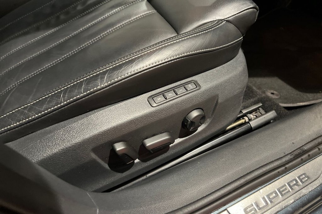 Used Skoda Superb 2019 for sale - 76841222: Photo 31