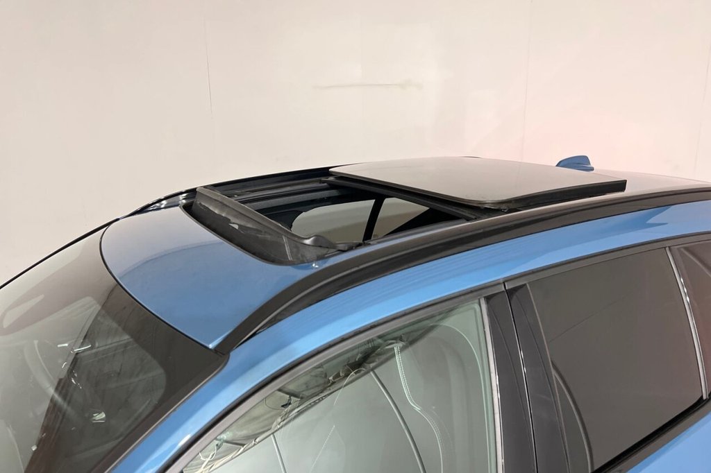 Used Volvo XC40 2023 for sale - 76386087: Photo 30