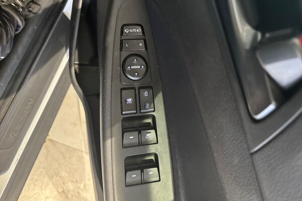 Used Hyundai TUCSON 2018 for sale - 76132206: Photo 25