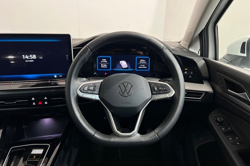 Used Volkswagen Golf 2024 for sale - 77089102: Photo 23