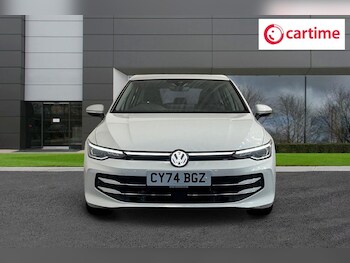 Used Volkswagen Golf 2024 for sale - 77089102: Photo