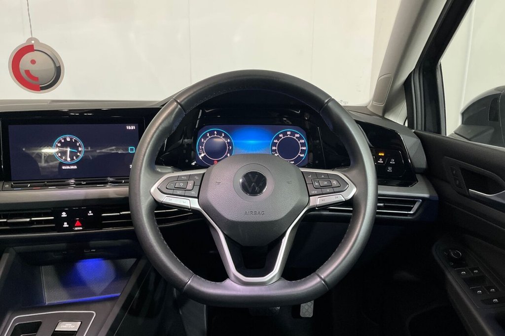 Used Volkswagen Golf 2022 for sale - 76740000: Photo 24