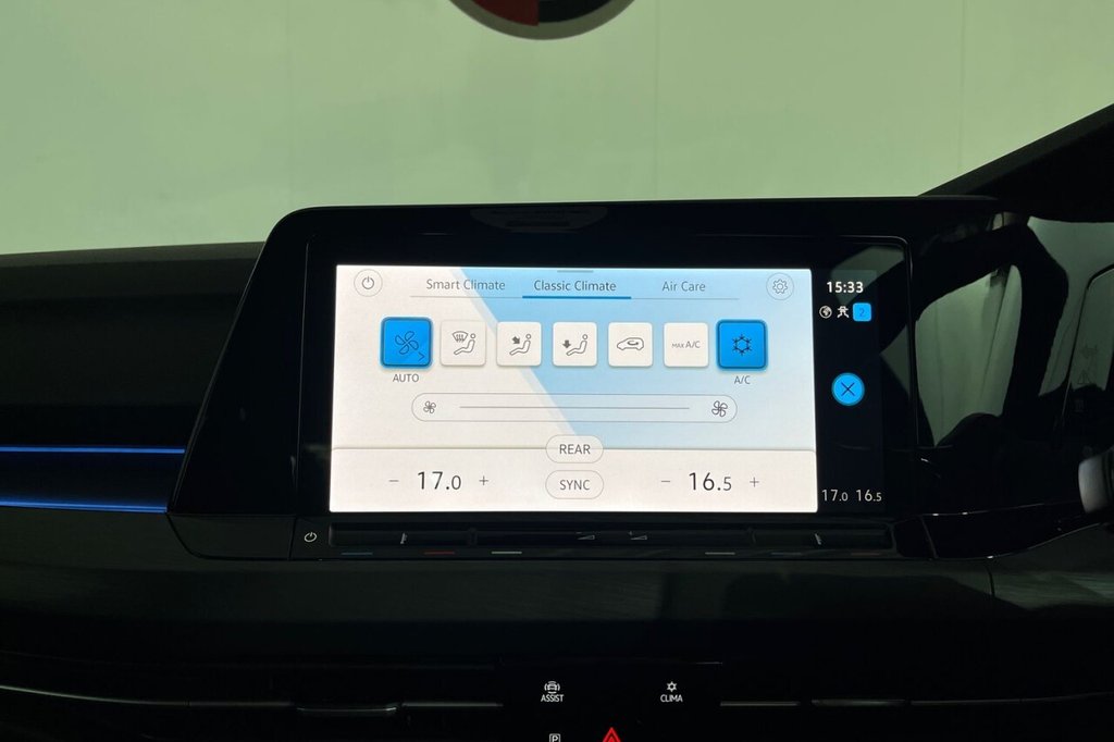 Used Volkswagen Golf 2022 for sale - 76740000: Photo 33