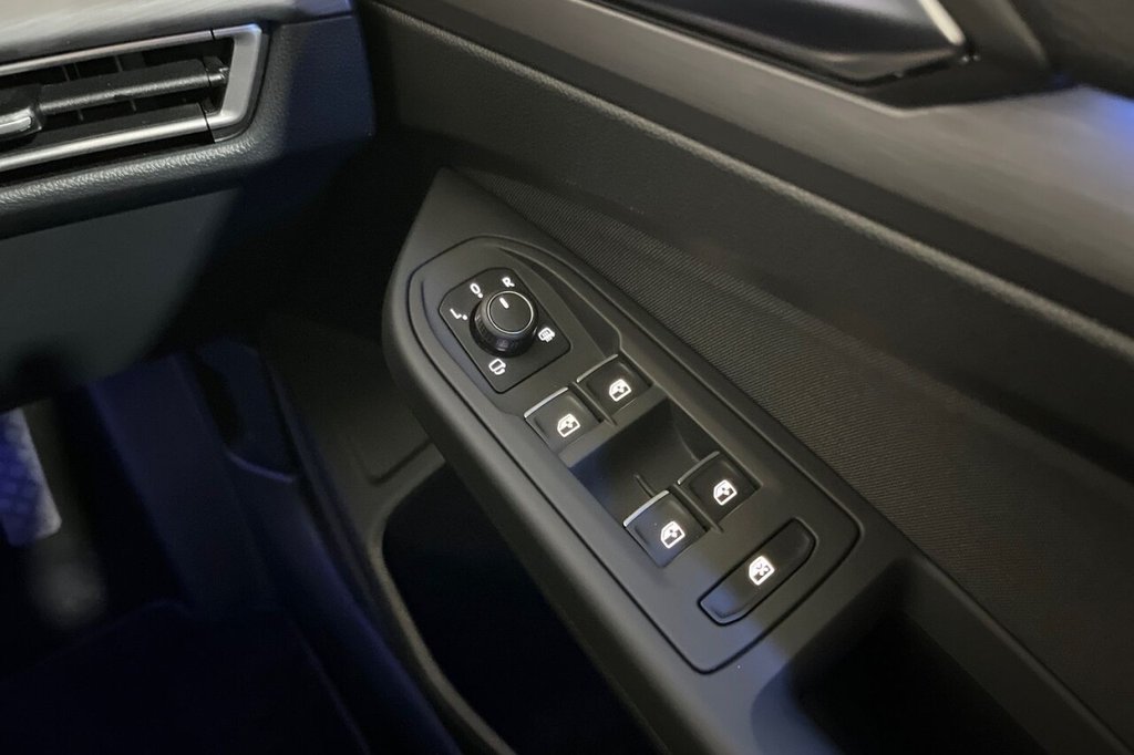 Used Volkswagen Golf 2022 for sale - 76740000: Photo 37